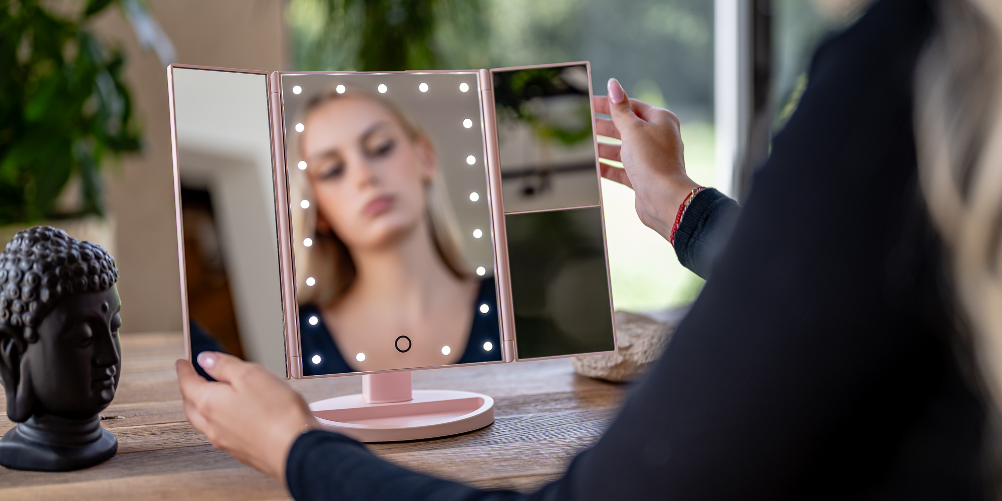 Lusterko do makijażu Humanas HS-ML04 z podświetleniem LED - różowe